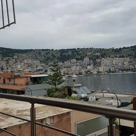 Stylish Seaview House Apartment